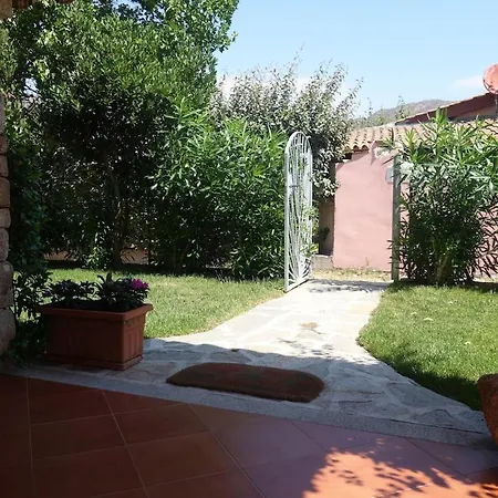 Vacanze A Ortensia Holiday home *