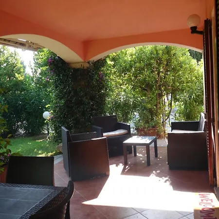 Holiday home Vacanze A Ortensia *